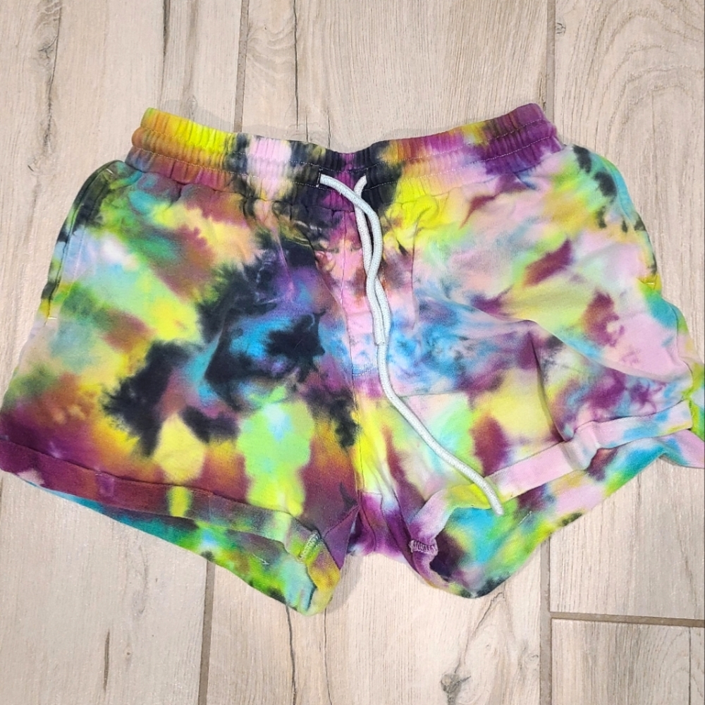 Colorful Tie-Dye Women's Shorts S
